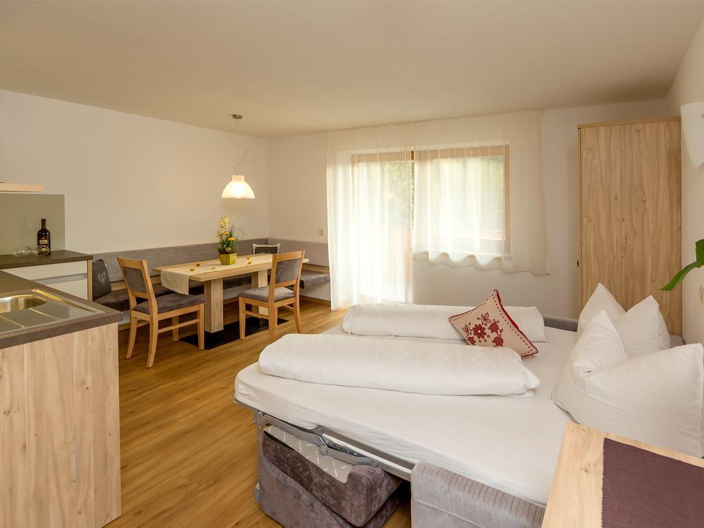 Garni Appartement Alpenresidence Cadipietra Chambre photo