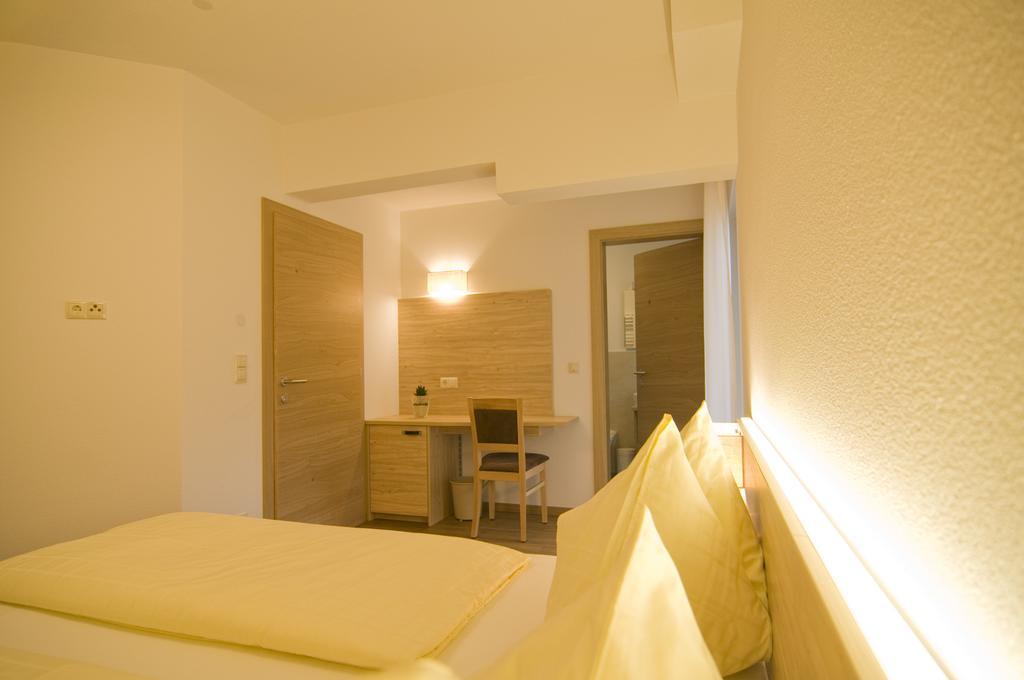 Garni Appartement Alpenresidence Cadipietra Chambre photo
